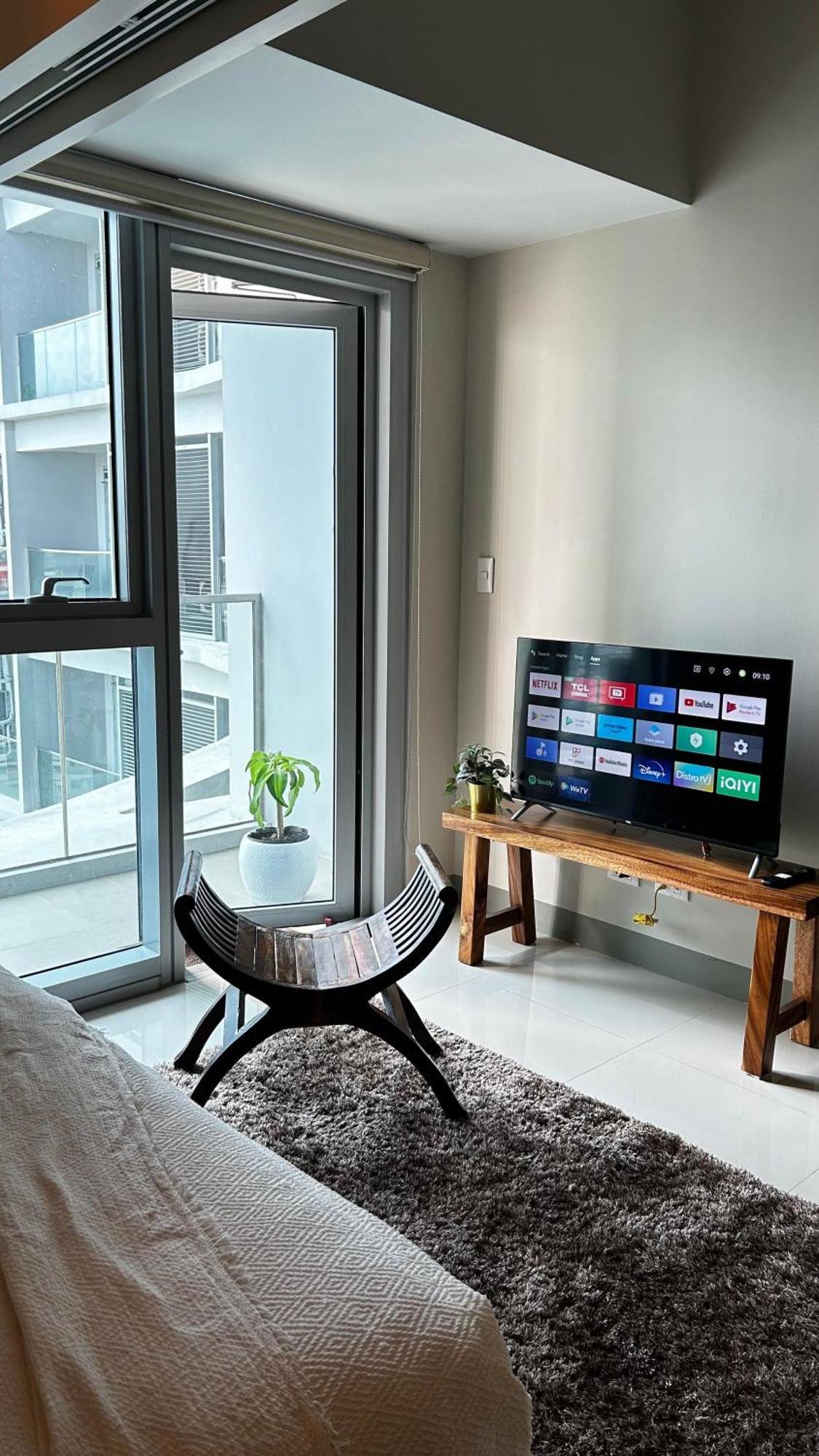 Apartment Uptown Parksuites Tower Two - Bgc Taguig, Manila